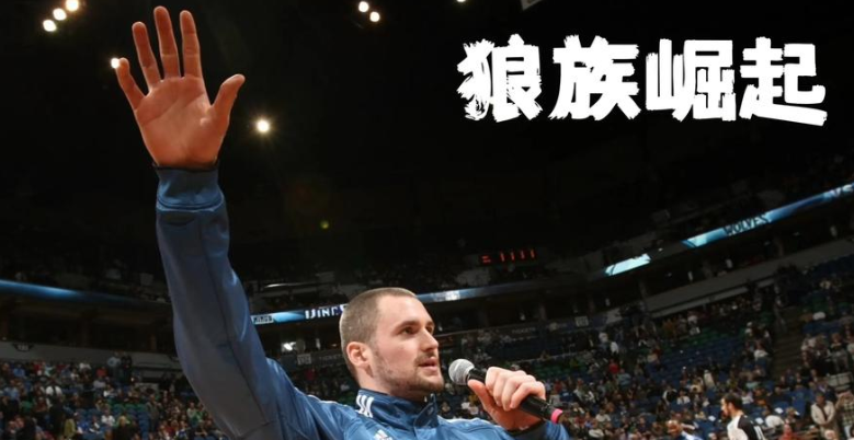 核心阵容续约:兰德尔与里德成中流砥柱