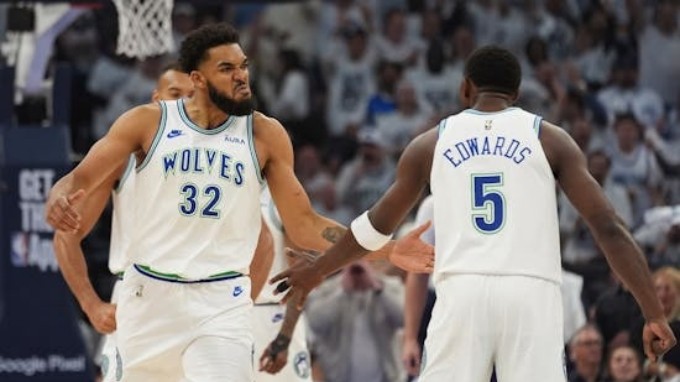 NBA季前赛中国德比+WNBA半决赛抢七,亚洲篮球狂欢夜